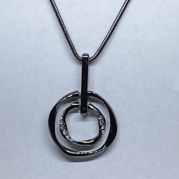 Alfani Hematite-Tone Pavé Multi-Circle Pendant Necklace, 36" + 2" MSRP$39 CP521 - Picture 3 of 4